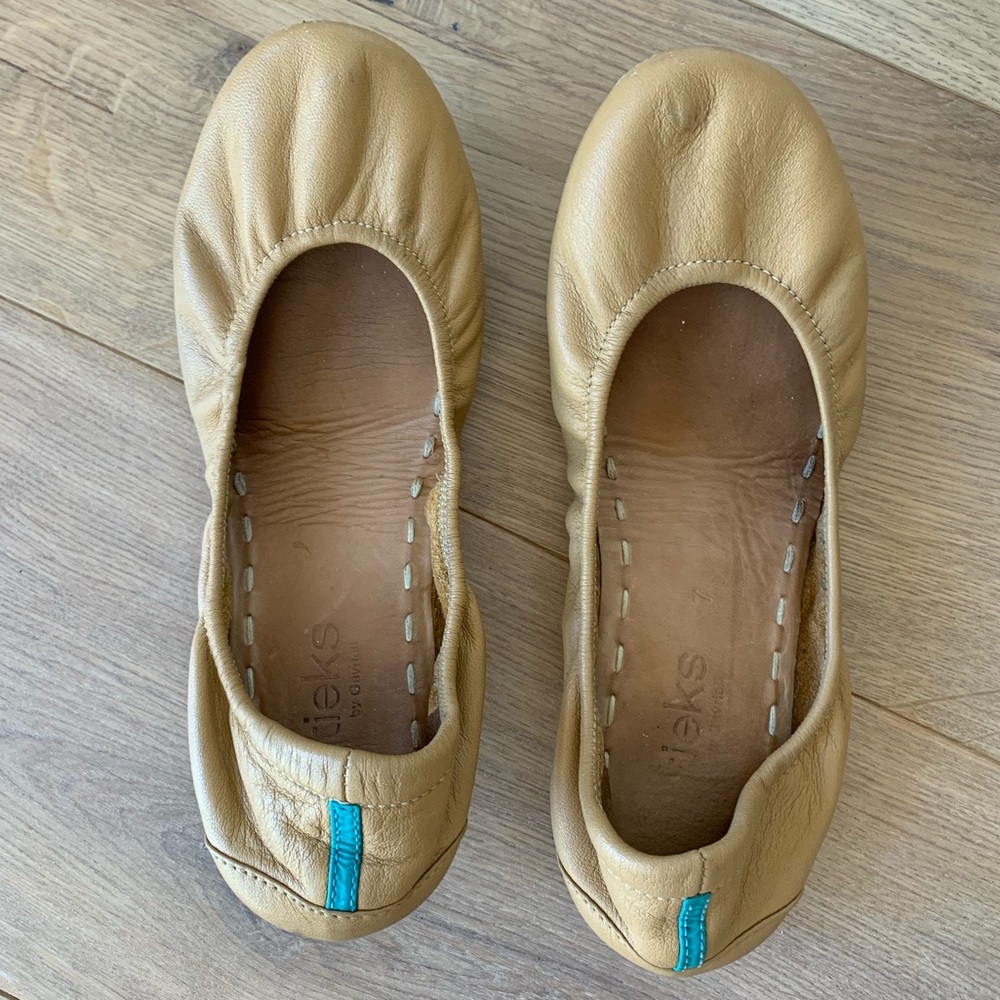 Tieks foldable flats, size 7.5